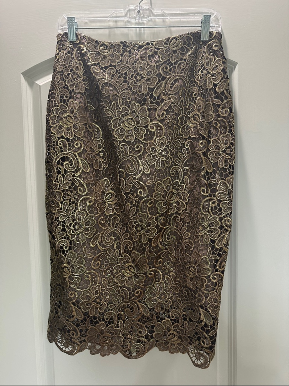 White House Black Market Brown Floral Lace Pencil Skirt